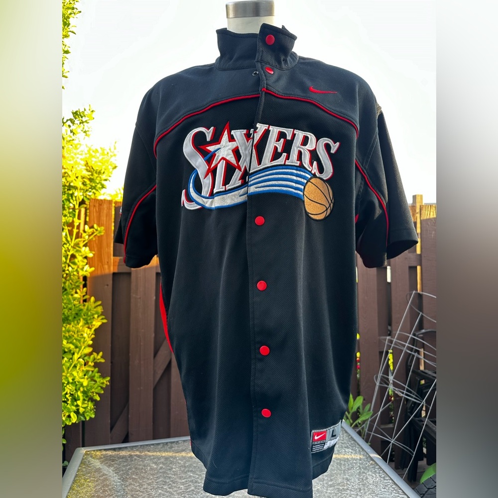 Nike Sixers embroidery detail basketball shirt